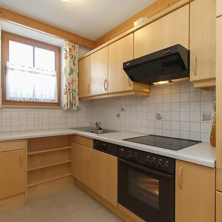 Gensbichler Bed and Breakfast Σάαλμπαχ-Χίντεργκλεμ