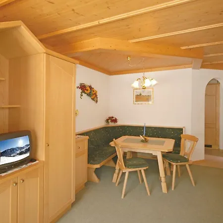 Gensbichler Bed & Breakfast